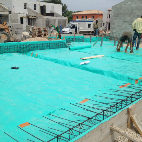 Termifilm d'Adkalis est la gamme de produits apportant une protection durable aux constructions neuves contre les termites souterrains